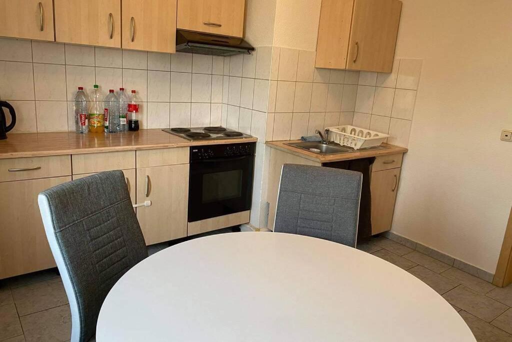 Beste Lage In Rostock: 2-Zimmerwohnung Mit Balkon Im 1.Og 외부 사진
